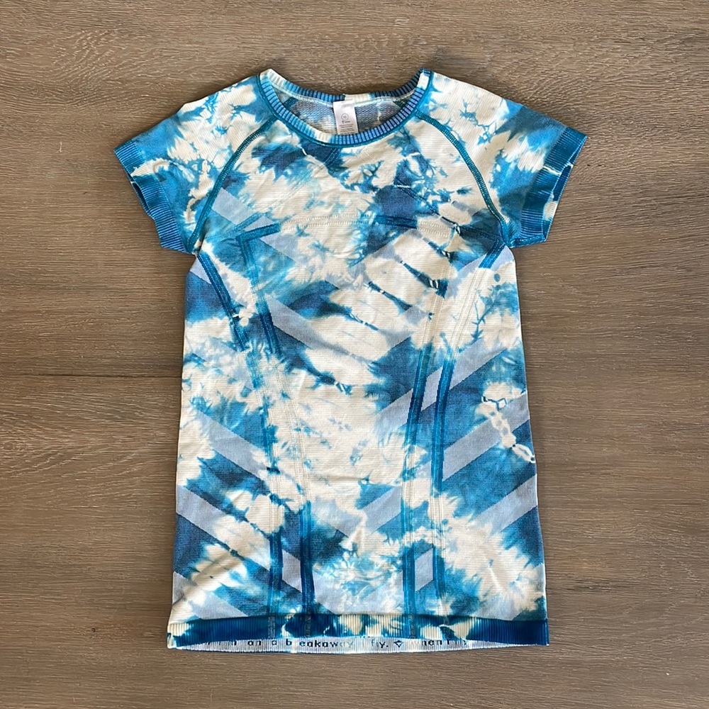 Ivivva Workout Top (SIZE 10)